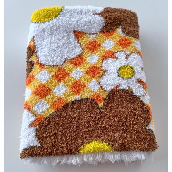 Vintage 70s bath towel, brown orange white large daisies & checks, Caldwell - Picture 8 of 8